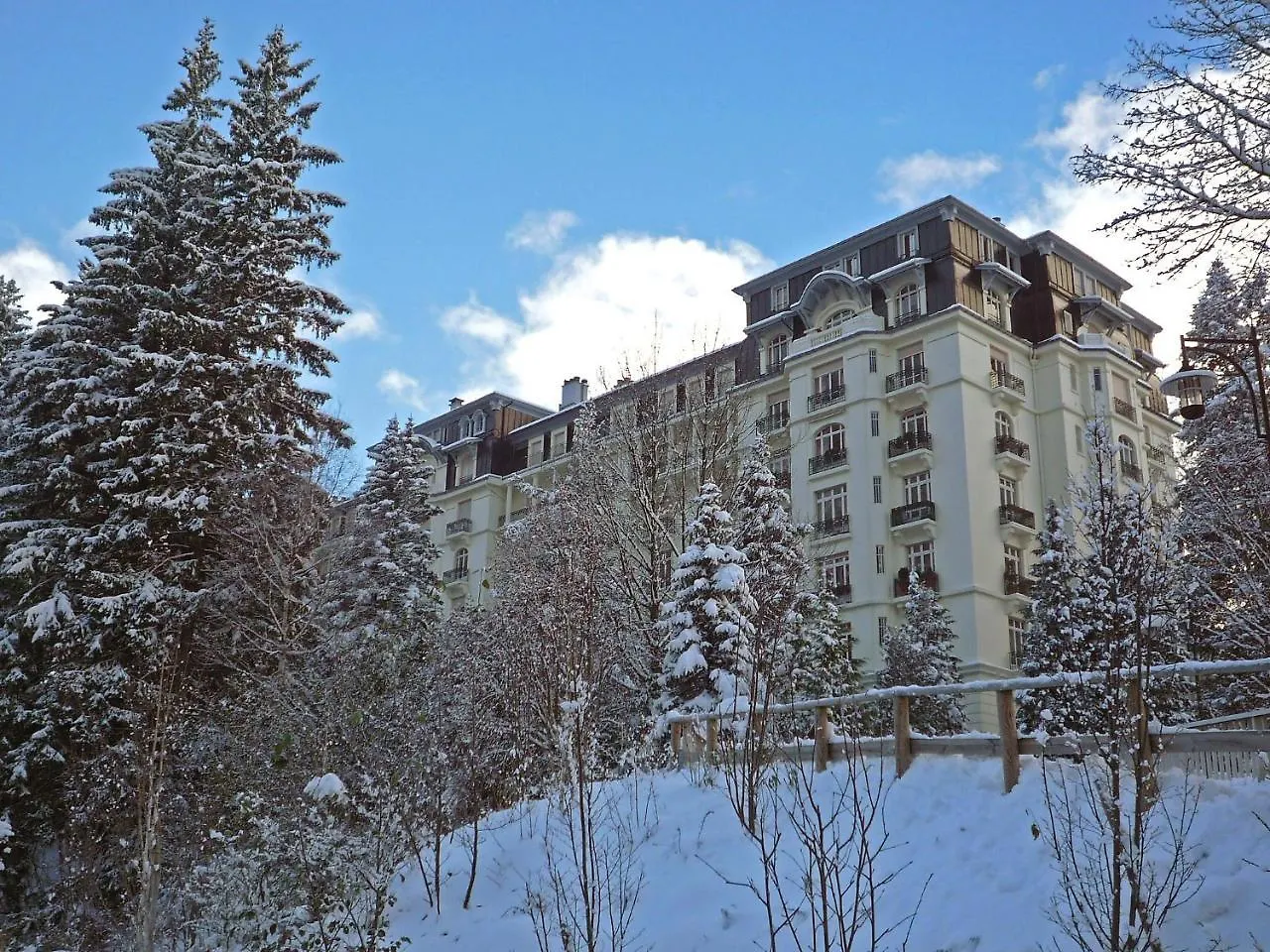 Apartment Le Majestic By Interhome Chamonix